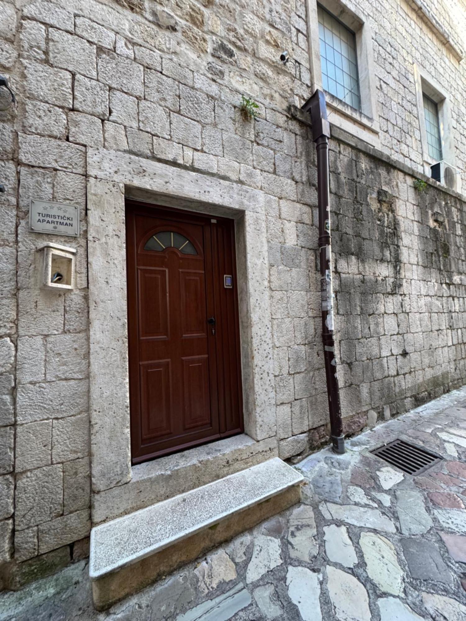 Vita Mundo Hotel Kotor Exterior foto